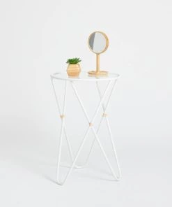 Hot Sale 🌟 Dormify Kaia Painted Metal Side Table 🎉 -Dormify Decor Store d6a2280063a34262936035deaa893f7f 1080x